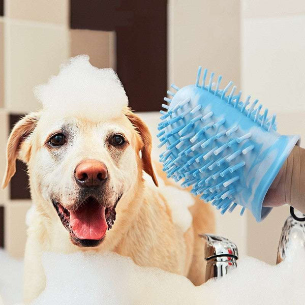 2-in-1 Dog Paw Cleaner Cup & Grooming Brush | Gadget Aliens