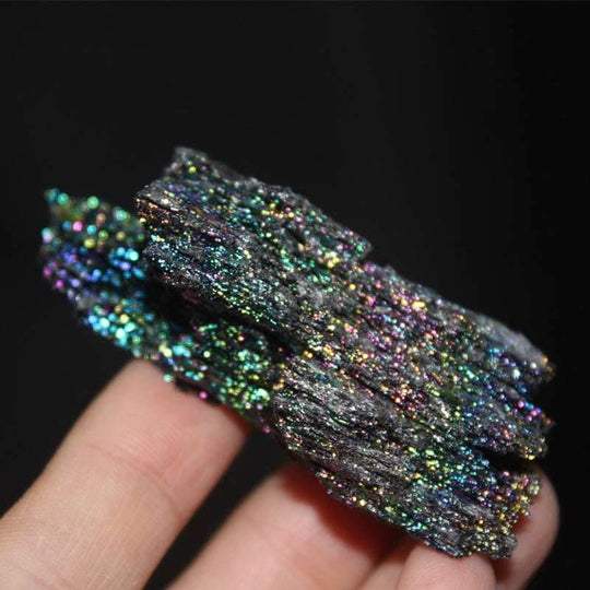 Natural colorful ore small silicon carbide mineral crystals - Gadget Aliens 