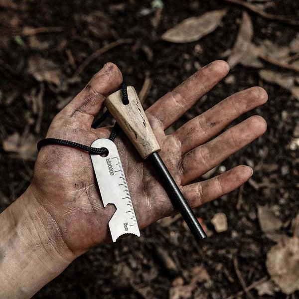 Portable Outdoor Flint Camping Equipment - Gadget Aliens 