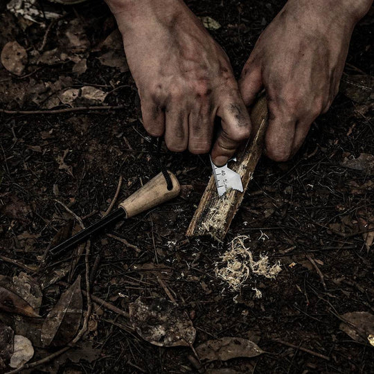 Portable Outdoor Flint Camping Equipment - Gadget Aliens 